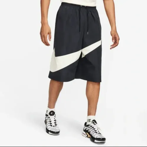 Bermuda Nike swoosh