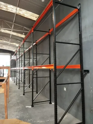 Porta Palete para Depósito e Centro Logístico - Estrutura Industrial - Itapetinga