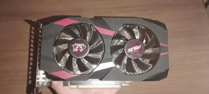Placa de vídeo NVidia 1050Ti 4GB ASUS Cerberus