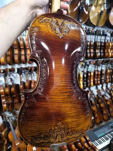 Violino detalhado a mão de Oficina - madeira maciça completo capa, arco e breu