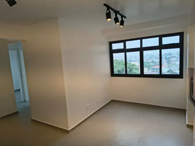 Apartamento para venda possui 48 metros quadrados com 3 quartos em Novo Mundo - Curitiba -