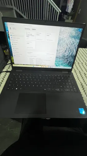 Dell latitude 3520 i5 11g