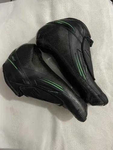 Bota de Patinação Speed Bont Jet