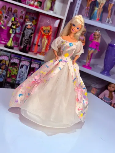 Barbie Happy Birthday Antiga