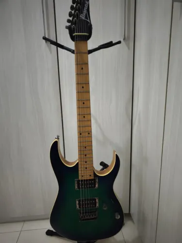 Ibanez RG421 AHM