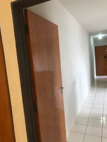 Aluga se apartamento em localização privilegiada