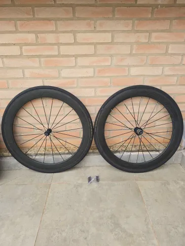 Rodas de Carbono 60mm clincher 