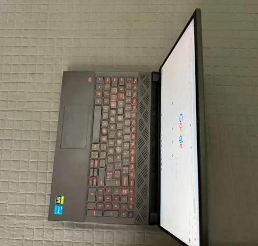Notebook Dell G15 5520 i5-12500H 8GB DDR5 com SSD 256GB NVMe