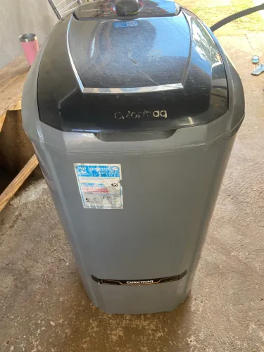 Vendo tanquinho 13 quilos cemi novo menos de um ano de uso apenas algumas marca de uso