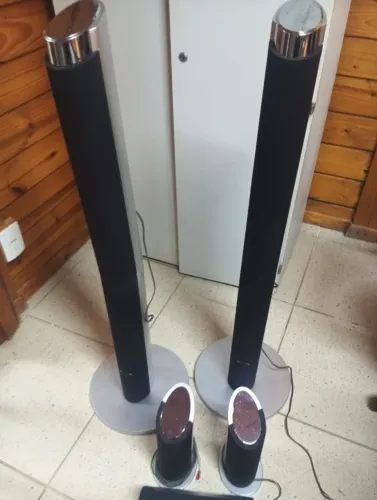 Caixas de Som Home Theater Samsung (2 Torres Tallboy + 2 Satélites + central)