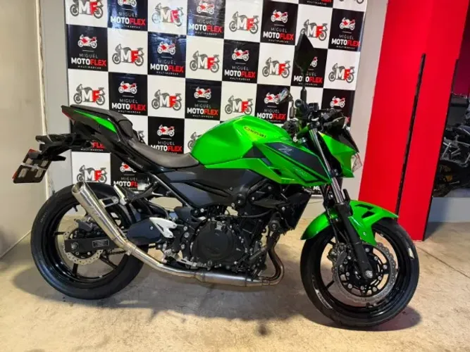 Z 400 SE - 2023 - APENAS 14.800 KM