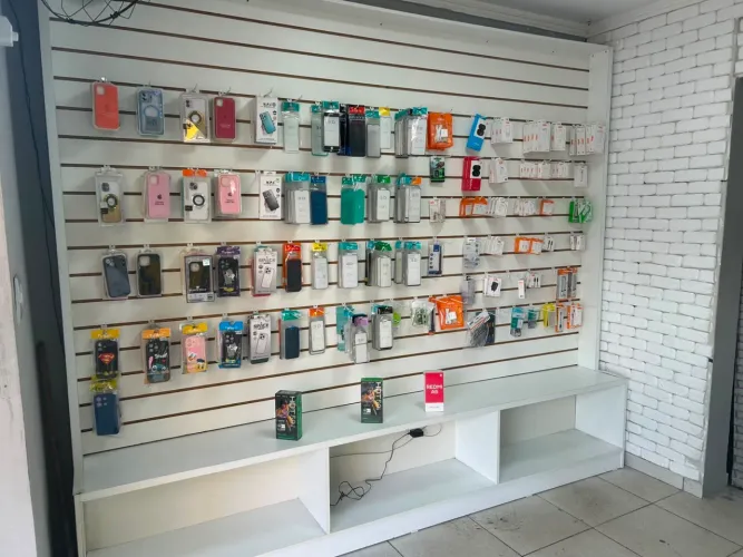 Móveis planejados, painel ranhurado, balcão e etc