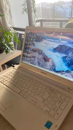 Notebook Samsung Intel R Core i5-5200 U 8GB de RAM, Windows 10, SSD 500 GB, VER DESCRIÇÃO