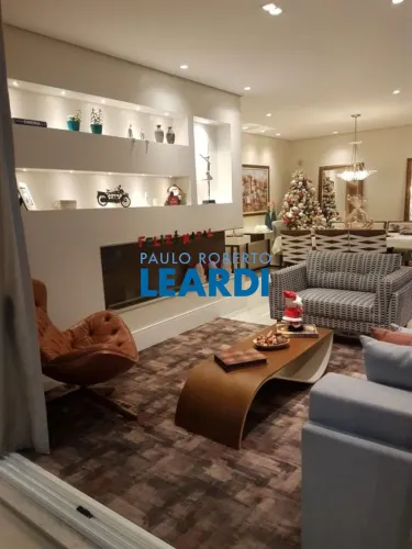 APARTAMENTO - TAMBORÉ - SP