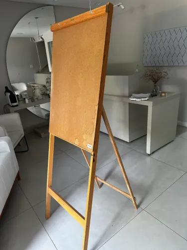 Cavalete  madeira Tripé 1,75 altura