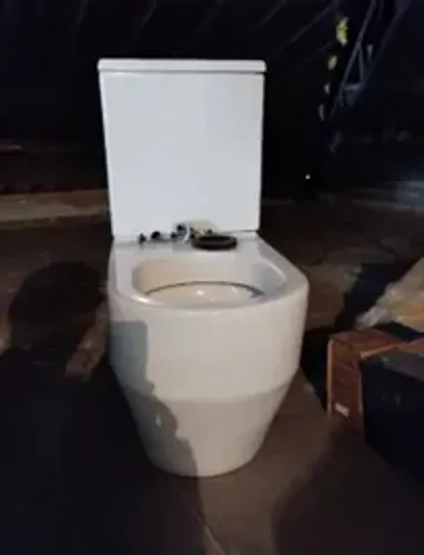 Vaso Sanitário Deca com caixa acoplada