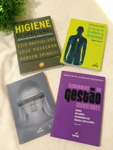 Livros lacrados