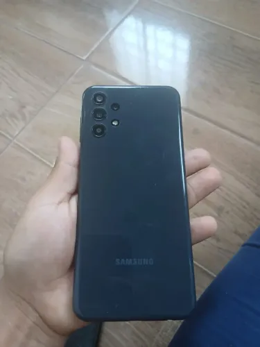 Vendo A13 top, não trava, tela original