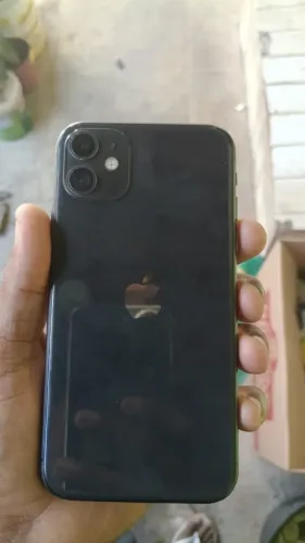 Celular IPhone 11