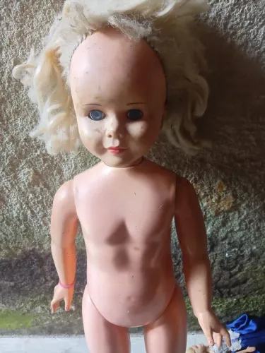 Boneca antiga 