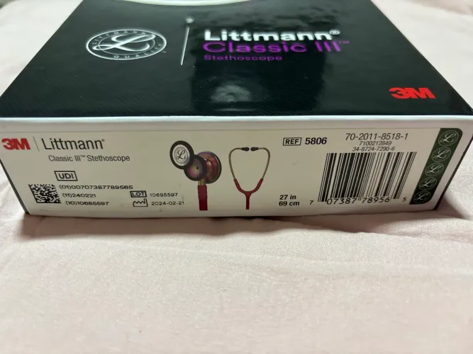 estetoscópio littmann classic III framboesa