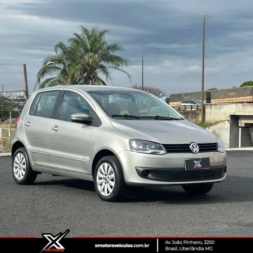 Volkswagen Fox 1.6 MI Total Flex 8V 5P 2014