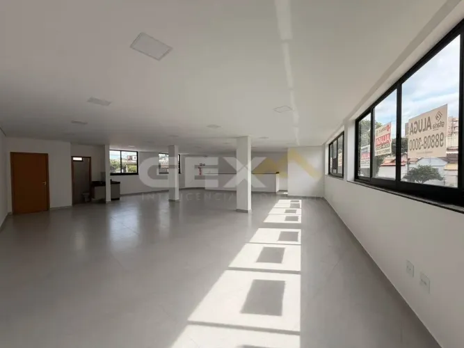 Sala Comercial á Venda no Bairro Bom Pastor em Divinópolis MG.
