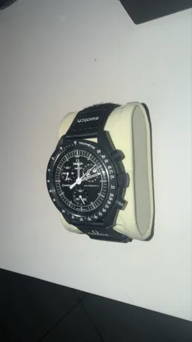 Moonswatch omega x swatch snoopy mission to the moon