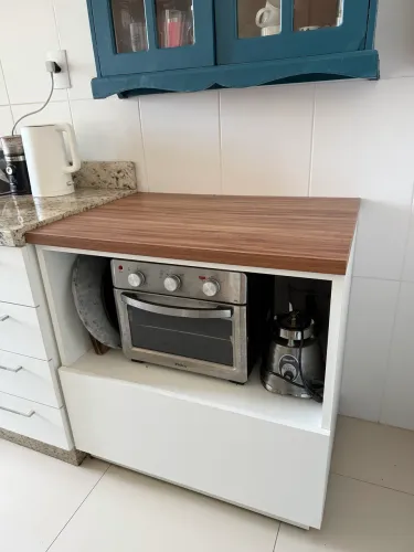 Balcão Planejado Multiuso para Cozinha com Tampo Amadeirado - Excelente Estado