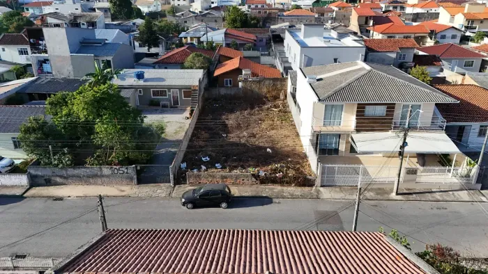 Terreno 300m² em Condomínio - Areias