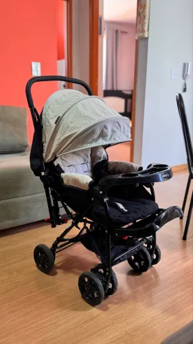 Carrinho de bebê