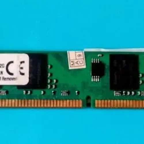 Memória RAM Kingston 2GB DDR2 667MHz Desktop Usada