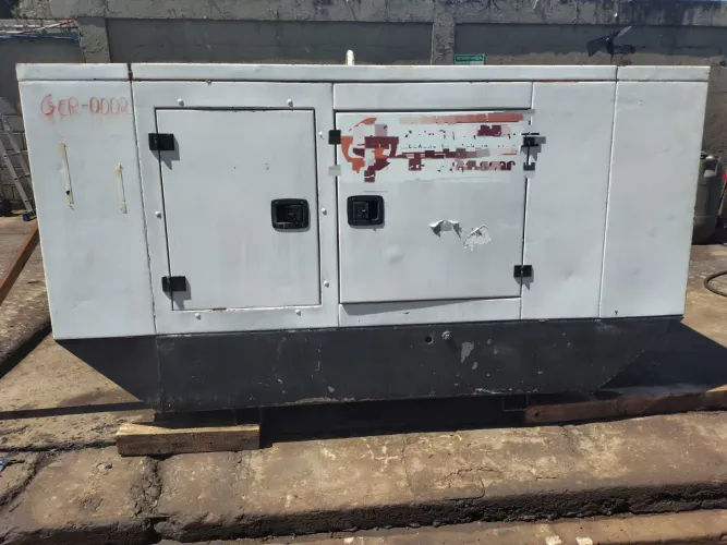 Gerador 55 KVA cabinado motor mwm  ano 2007
