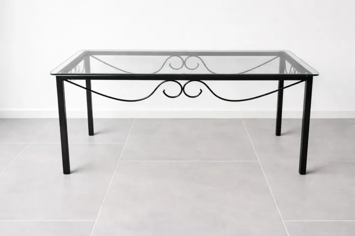 Conjunto de mesa de ferro