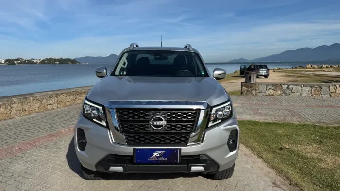 Nissan Frontier XE CD 4X4 2.3 Bi-TB Diesel Aut. 2025