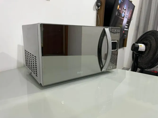 Microondas 27L Philco espelhado