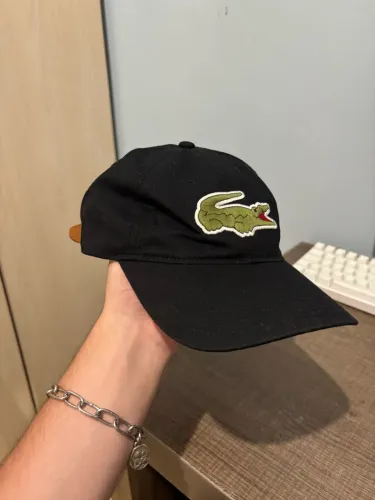 Boné Lacoste Big Croc