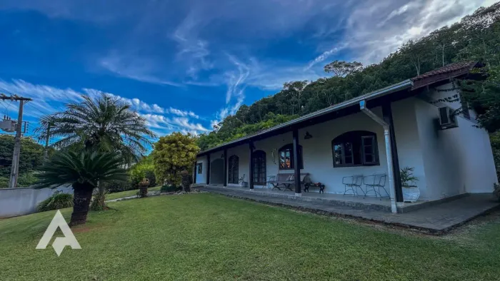 Propriedade com 3 dormitórios à venda por R$ 899.000,00 - Bairro Badenfurt - Blumenau/SC