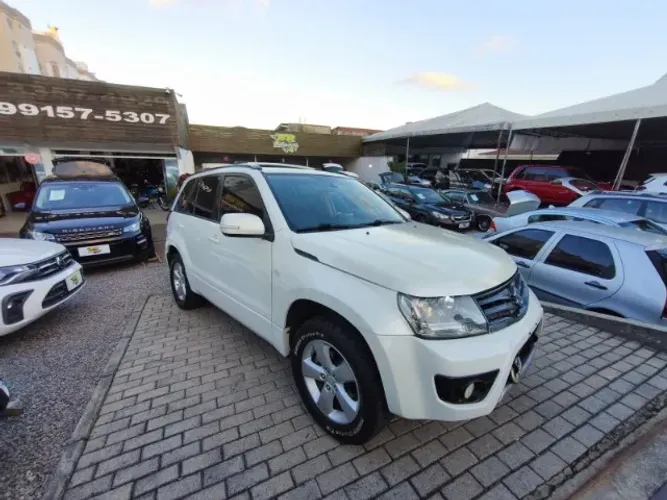Suzuki Grand Vitara 3.2 24V 4WD 5P Aut. 2011
