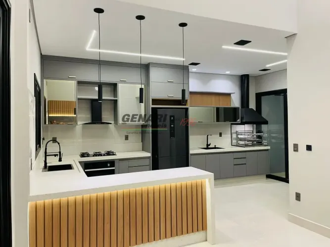 Casa à venda, com 3 quartos sendo 1 suíte no Jardins do Império, Indaiatuba-sp