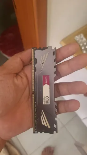 vendo memoria 8gb ddr 4 2666mhz