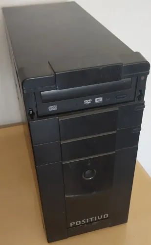 Gabinete Pentium Dual-Core 3.00GHZ, 2GB Ram