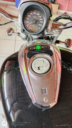 Suzuky Boulevard m800.