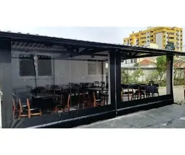 Toldo para área externa, residencial e comercial.