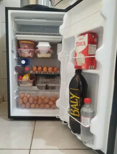Frigobar Midea Inverter Bivolt 93 Litros Preto Inox