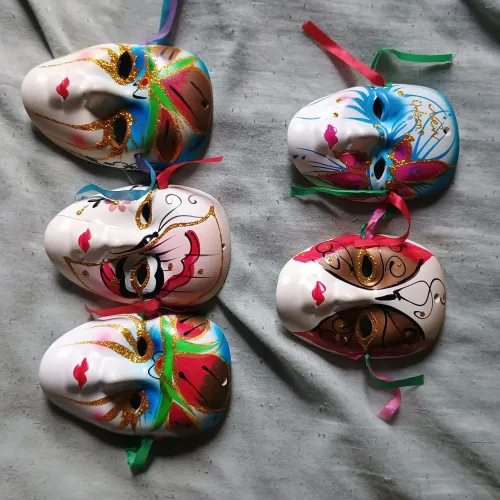 Lote de Mini Máscaras Venezianas Decorativas - Pintura Manual