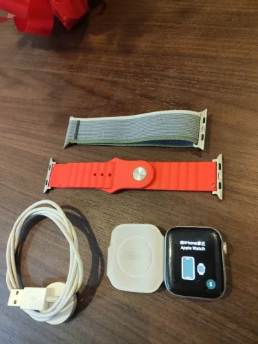 Apple Watch 4 44mm GPS + telefone (eSim)