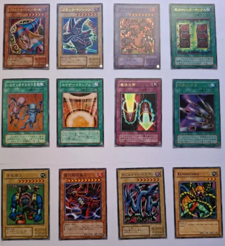 Lote 12 Cartas Yu-Gi-Oh! Raras - Dark Magician Girl, Meteor Black Dragon e Mais