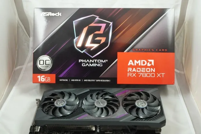 Placa de Vídeo AMD Radeon RX 7800 XT ASRock Phantom Gaming 16GB