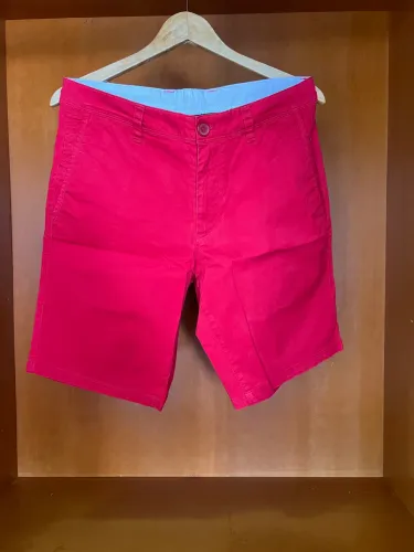 Bermuda Armani Vermelha